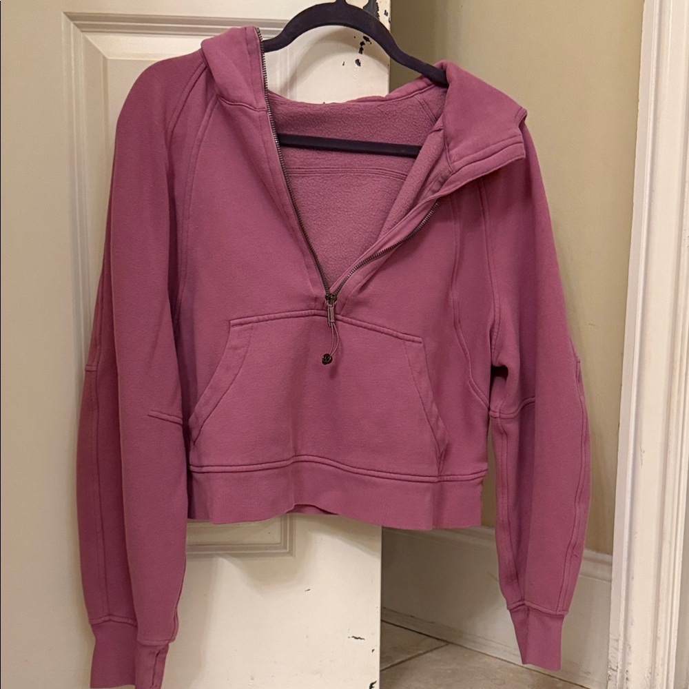 Lululemon Athletica scuba crop half zip size m/l